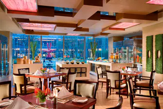 Feast Restaurant 餐厅